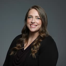 Headshot of Abigail Diaz, LCSW