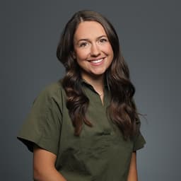 Headshot of Jenna Blaszczyk, DNP, APRN, FNP-BC