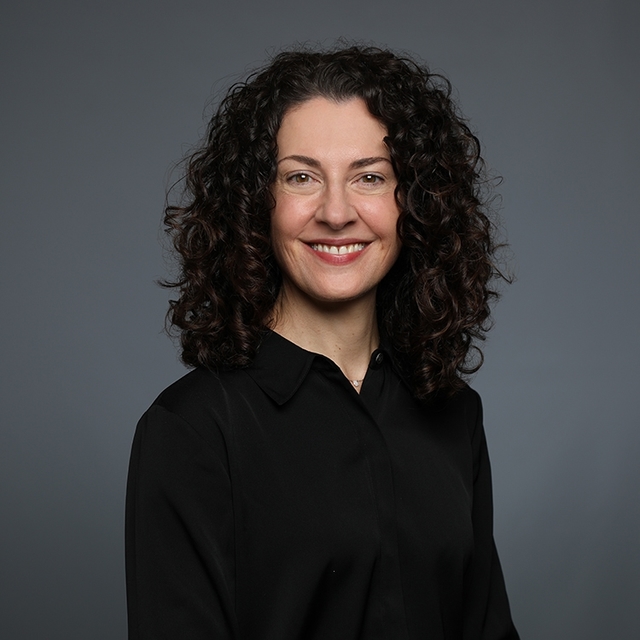 Christina Bratis, MD