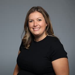 Headshot of Jennifer Buening, APN, FNP-C