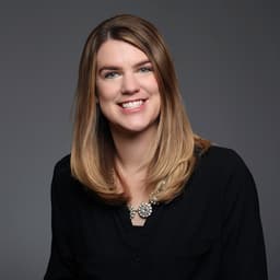 Headshot of Lucy Berg, LE