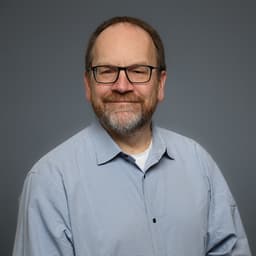 Headshot of Tim Heilenbach, MD