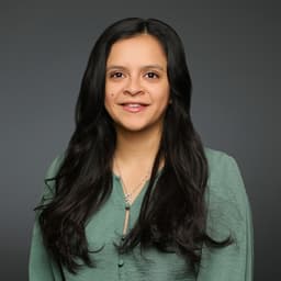 Headshot of Alejandra Alonso Hernandez, PT, DPT