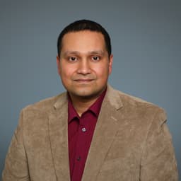 Headshot of Syed Amad Amanullah, MD