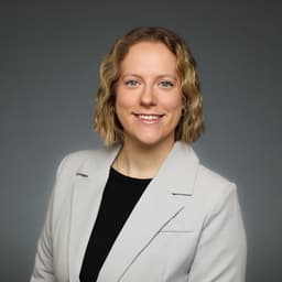 Headshot of Heather Banis, PTA