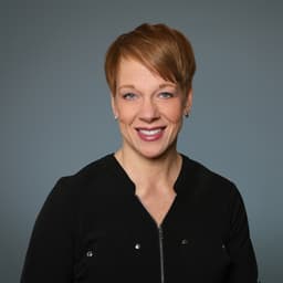 Headshot of Debbi DelRe, MSN, APRN, PMHNP-BC, CPT, Pn-1