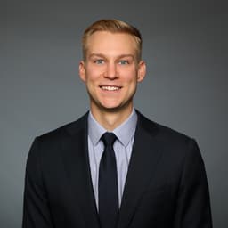 Headshot of Nate Zarembski, PT, DPT, ATC